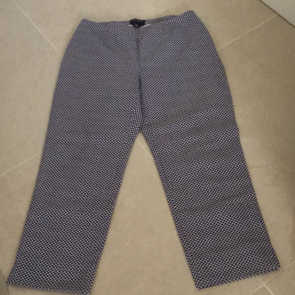 Ann Taylor. Pants/ Petite